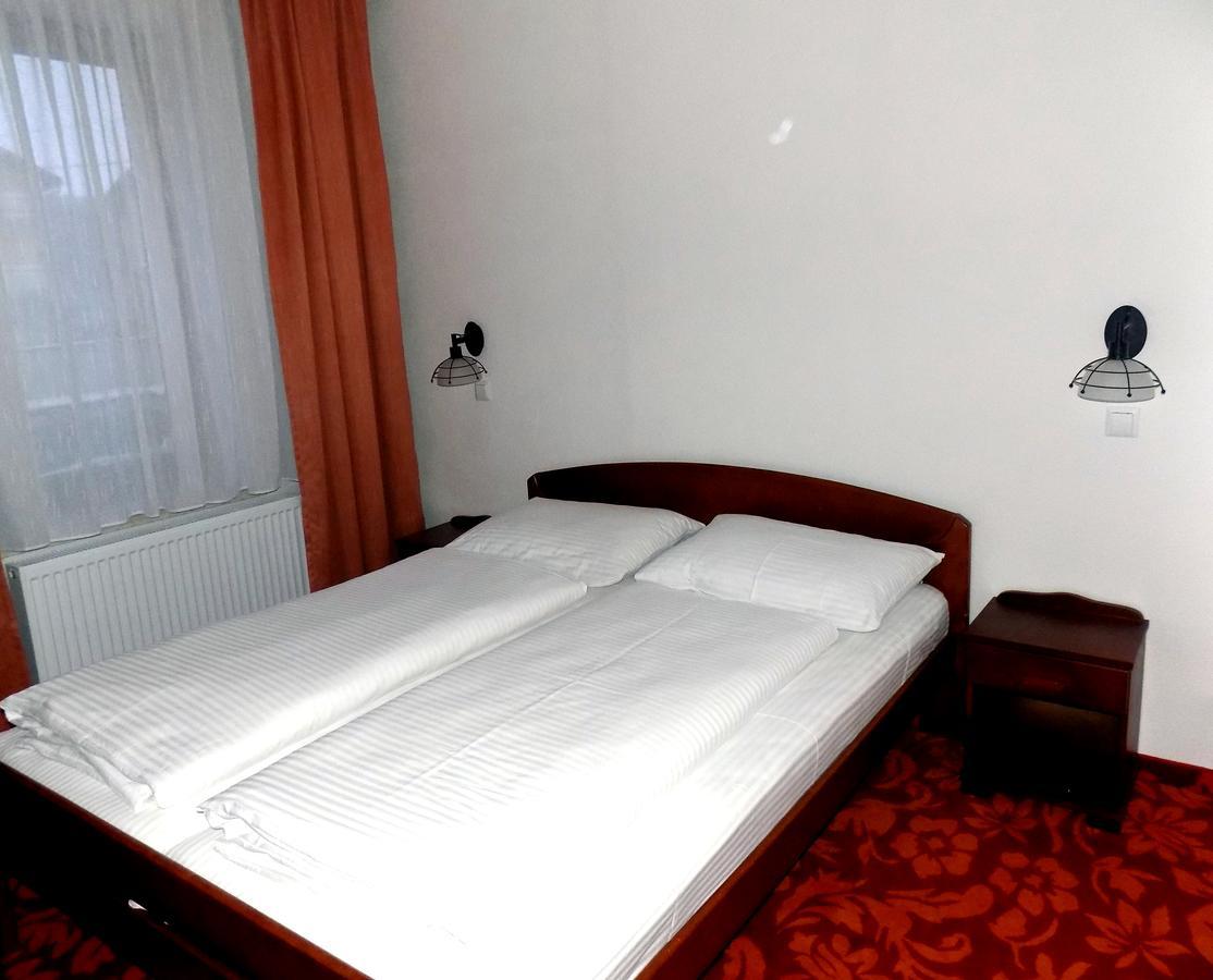 Hotel Knez Kupres Kültér fotó