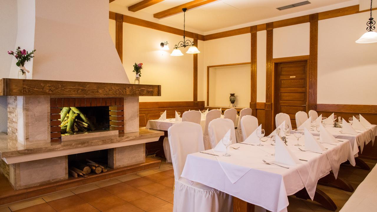 Hotel Knez Kupres Kültér fotó