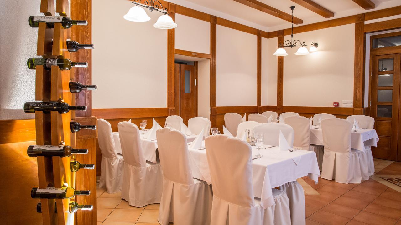 Hotel Knez Kupres Kültér fotó